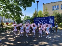 ilustracja do wpisu 
"CUDOWNYCH RODZICÓW MAM" - festyn rodzinny